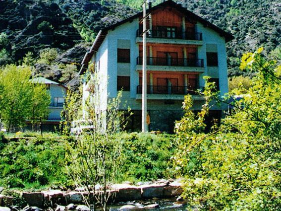 Hotel Puitavaca Ribera de Cardós Dış mekan fotoğraf